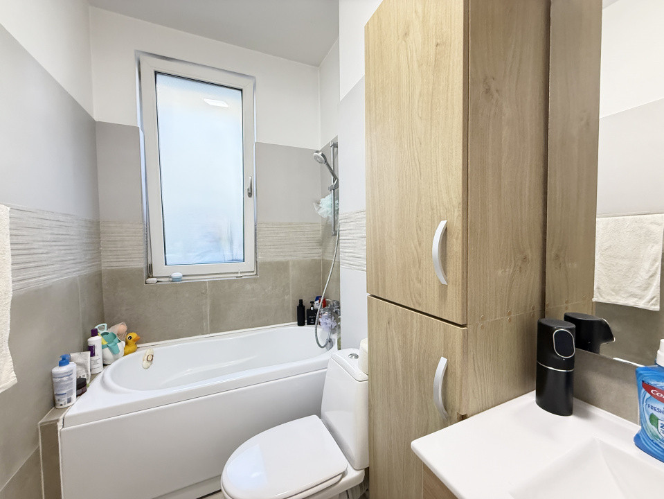 Apartament cu 2 camere, terasa, curte si loc parcare in Dumbravita 16, foxfort.ro