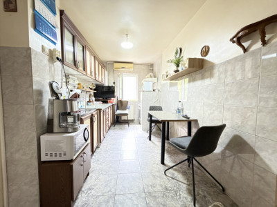 Apartament cu 3 camere, la etajul 1, de vanzare in zona Lipovei imagine mica 24, foxfort.ro