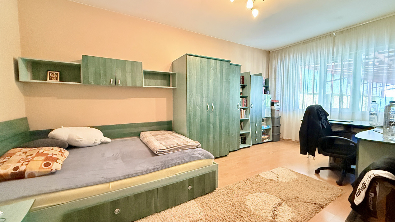 Casa individuala, 5 camere + Garaj + Piscina - Brancoveanu 9, foxfort.ro