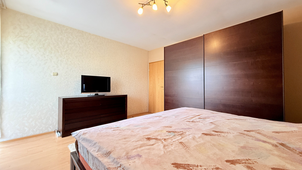 Casa individuala, 5 camere + Garaj + Piscina - Brancoveanu 14, foxfort.ro