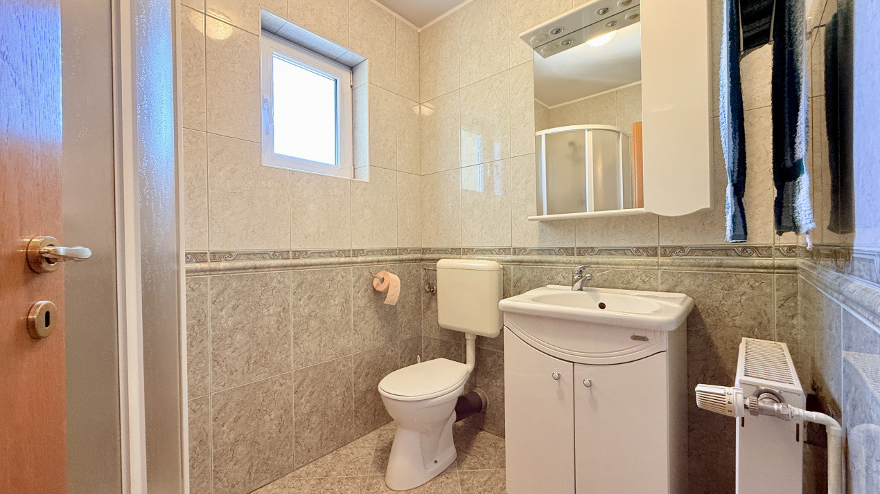 Casa individuala, 5 camere + Garaj + Piscina - Brancoveanu 25, foxfort.ro