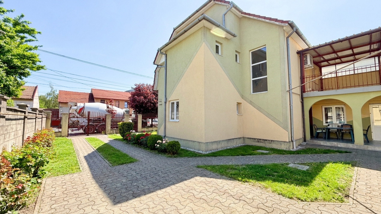 Casa individuala, 5 camere + Garaj + Piscina - Brancoveanu 30, foxfort.ro