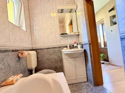 Casa individuala, 5 camere + Garaj + Piscina - Brancoveanu imagine mica 22, foxfort.ro