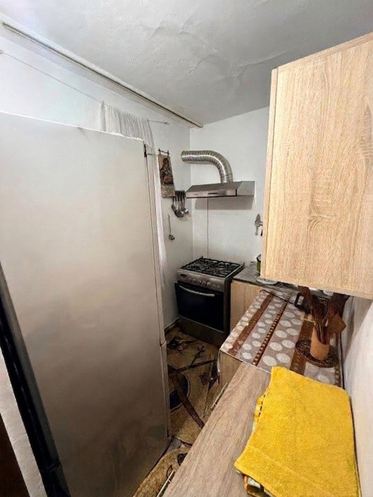 Apartament cu o camera de 25 mp - zona Soarelui  2, foxfort.ro