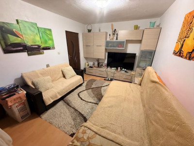Apartament cu o camera de 25 mp - zona Soarelui 