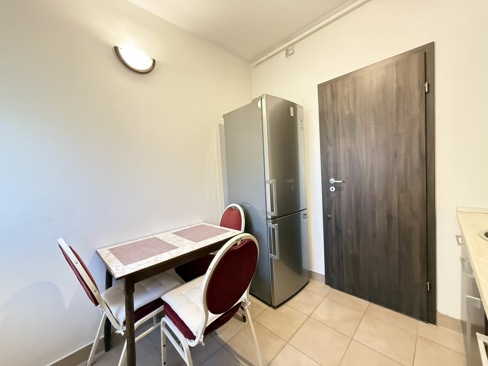 Apartament cu 2 camere de vanzare, zona Torontalului 18, foxfort.ro