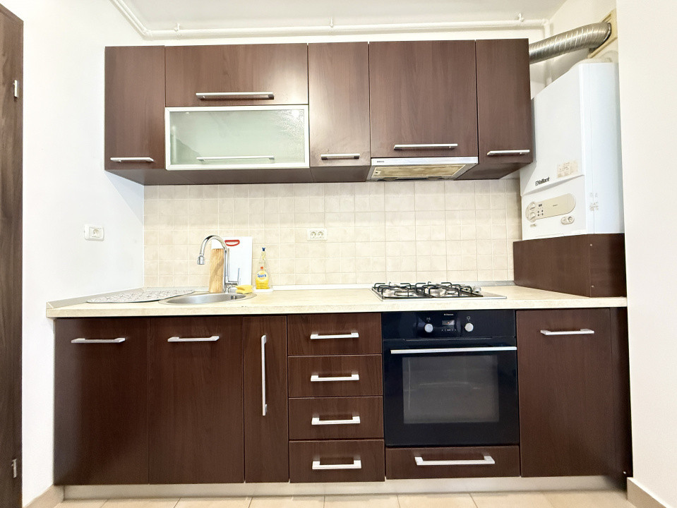 Apartament cu 2 camere de vanzare, zona Torontalului 19, foxfort.ro