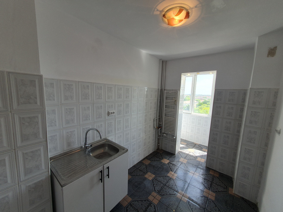 Apartament 3 camere decomandat, 65,3 mp - zona Calea Sagului 8, foxfort.ro