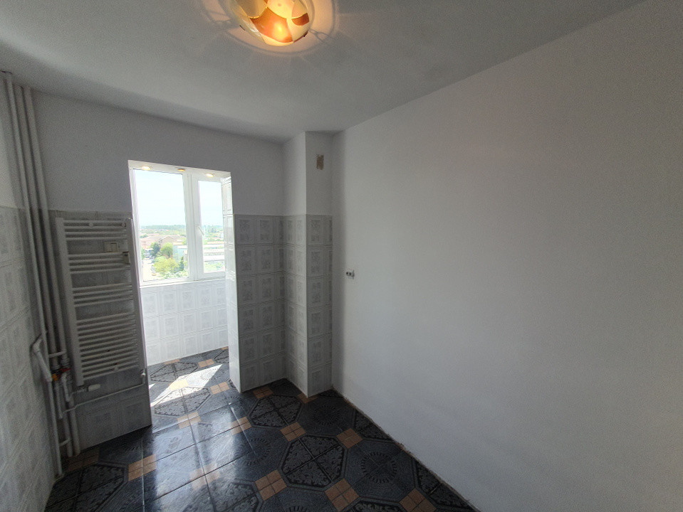 Apartament 3 camere decomandat, 65,3 mp - zona Calea Sagului 9, foxfort.ro