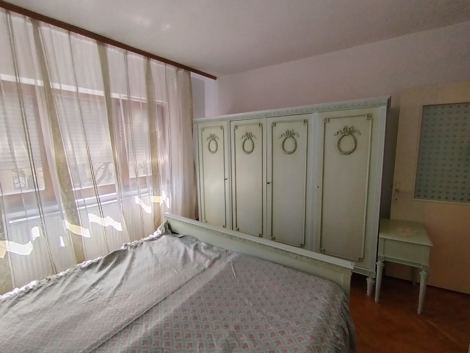 COMISION 0% Apartament cu 3 camere de vanzare in zona Soarelui 3, foxfort.ro