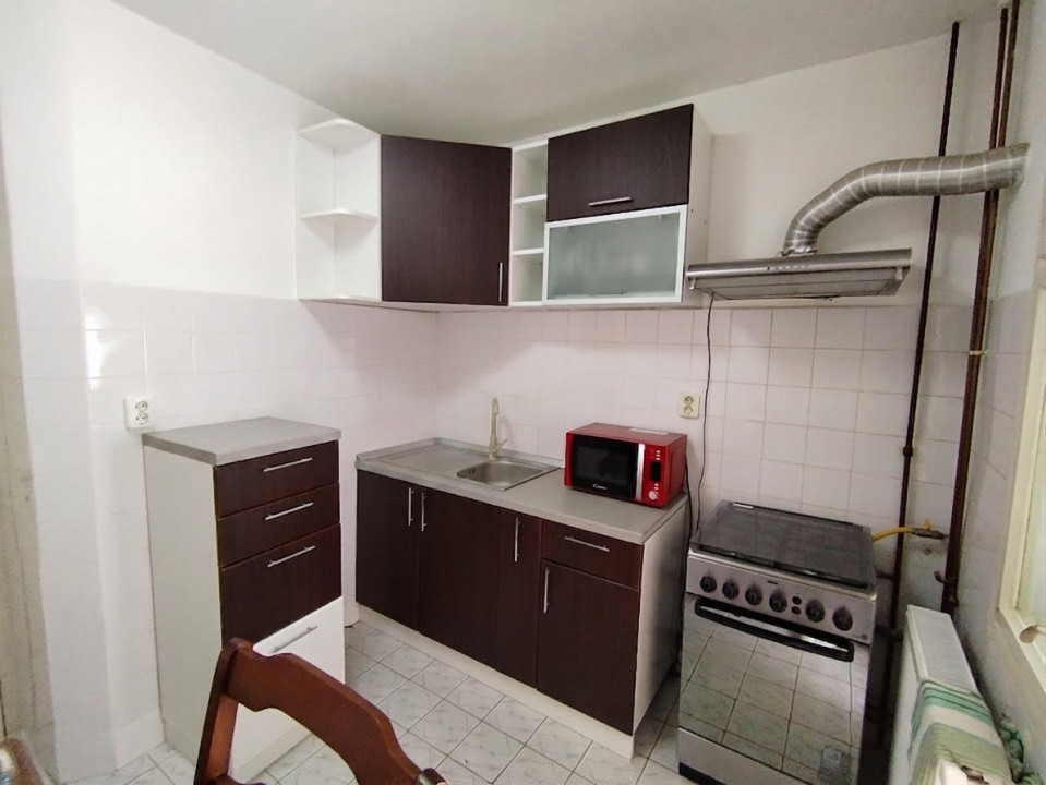 COMISION 0% Apartament cu 3 camere de vanzare in zona Soarelui 8, foxfort.ro