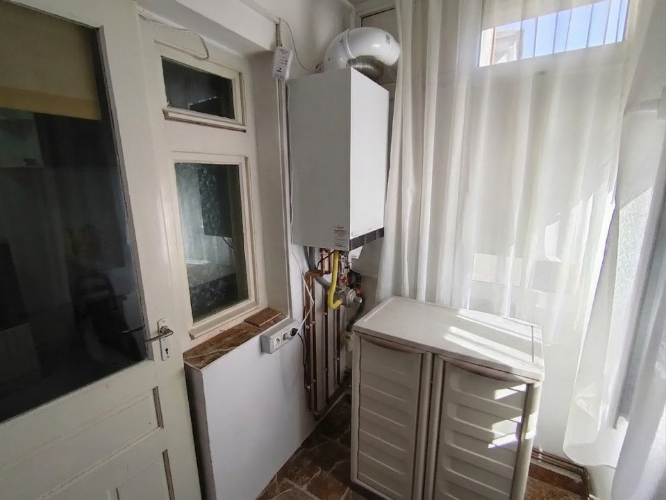 COMISION 0% Apartament cu 3 camere de vanzare in zona Soarelui 10, foxfort.ro