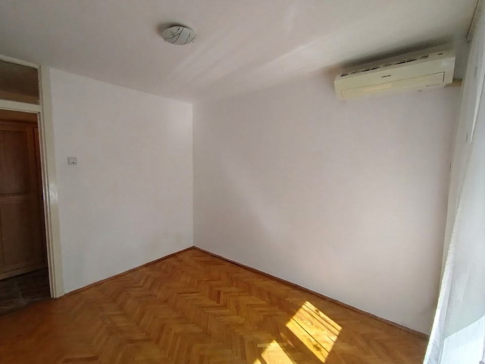 COMISION 0% Apartament cu 3 camere de vanzare in zona Soarelui 13, foxfort.ro