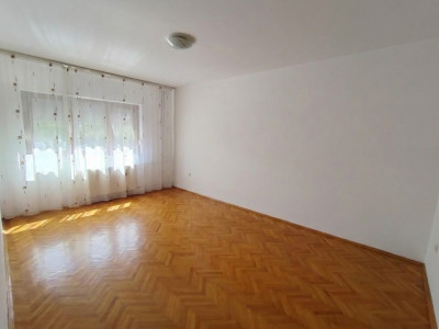 COMISION 0% Apartament cu 3 camere de vanzare in zona Soarelui imagine mica 4, foxfort.ro