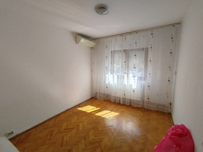 COMISION 0% Apartament cu 3 camere de vanzare in zona Soarelui imagine mica 14, foxfort.ro