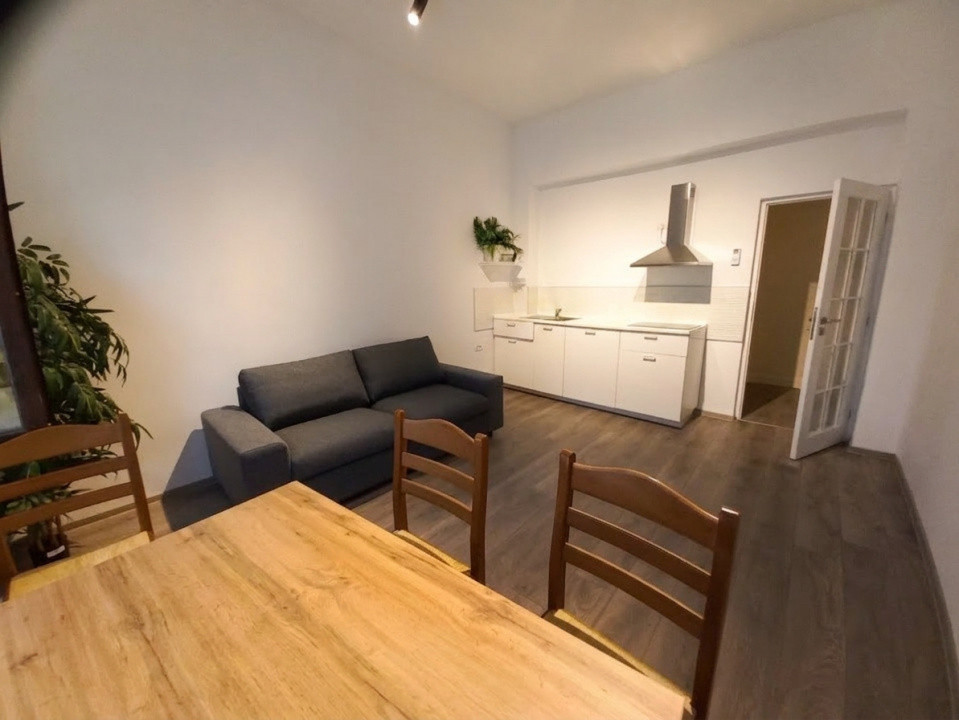 Casa premium cu 2 apartamente | 216 mp utili | Teren 660 mp 4, foxfort.ro