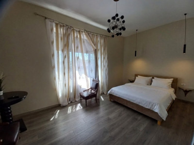 Casa premium cu 2 apartamente | 216 mp utili | Teren 660 mp imagine mica 13, foxfort.ro