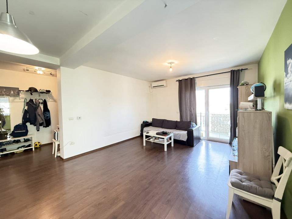 Apartament cu 3 camere + loc de parcare in zona Blascovici 11, foxfort.ro
