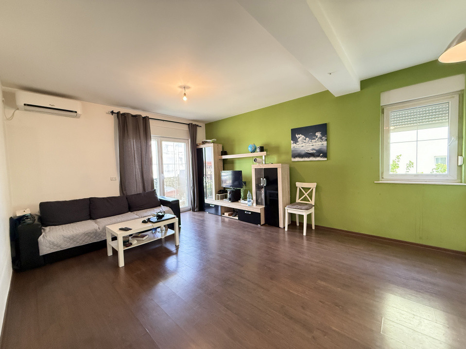 Apartament cu 3 camere + loc de parcare in zona Blascovici 12, foxfort.ro