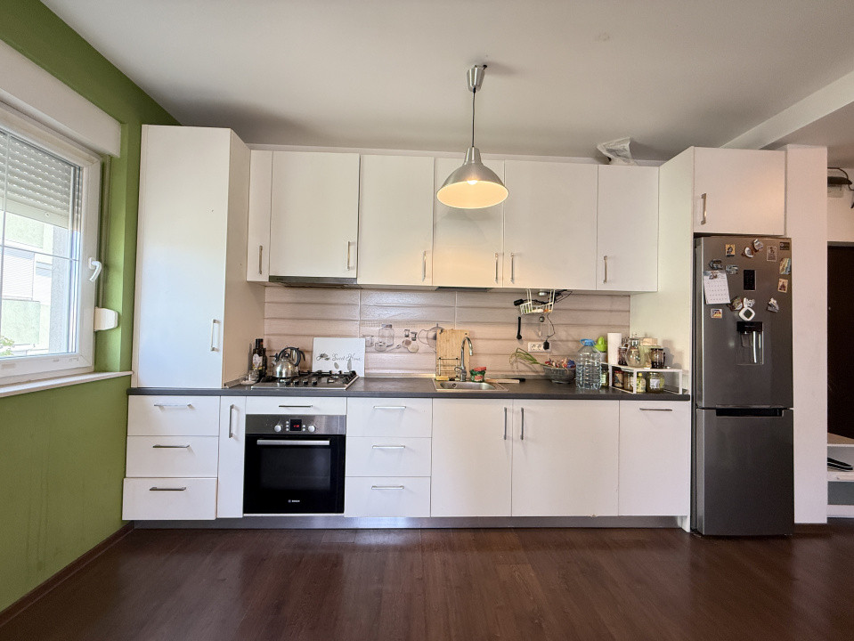 Apartament cu 3 camere + loc de parcare in zona Blascovici 19, foxfort.ro