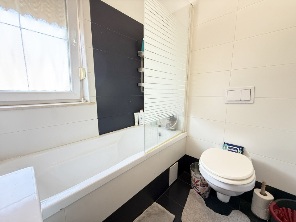 Apartament cu 3 camere + loc de parcare in zona Blascovici 30, foxfort.ro