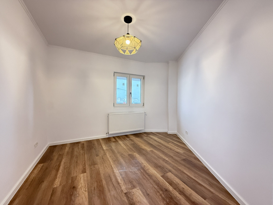 Apartament 4 camere, complet renovat de vanzare in zona Sagului 2, foxfort.ro