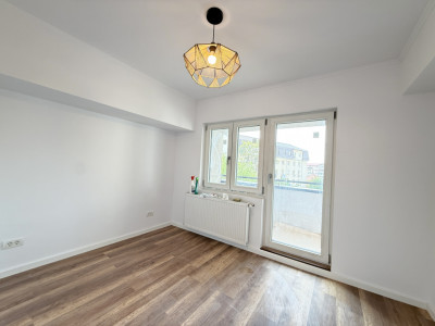 Apartament 4 camere, complet renovat de vanzare in zona Sagului imagine mica 5, foxfort.ro