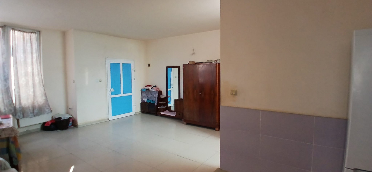 Pensiune de vanzare cu 14 camere, zona Mehala 2, foxfort.ro