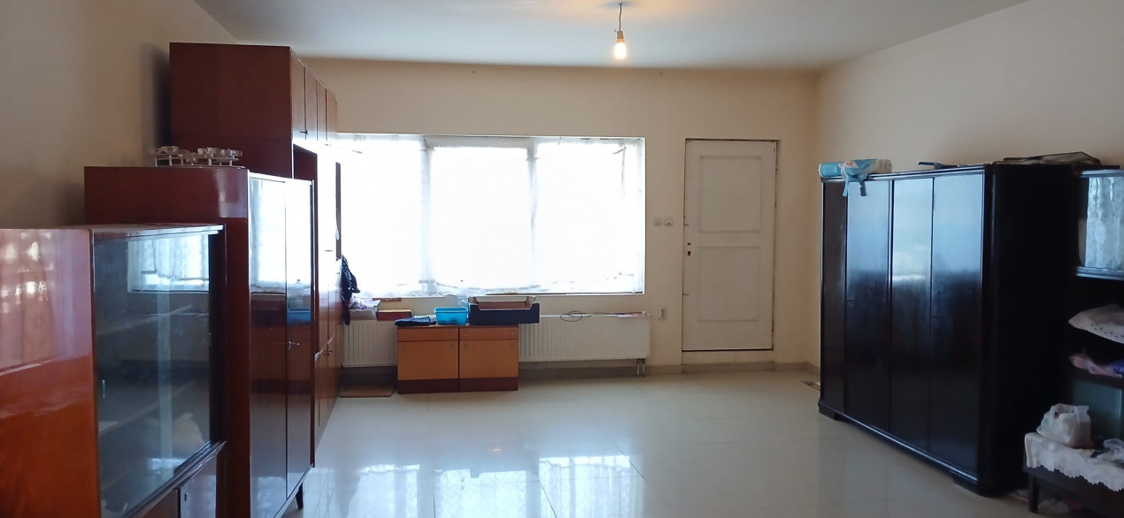 Pensiune de vanzare cu 14 camere, zona Mehala 6, foxfort.ro