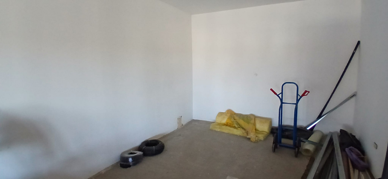 Pensiune de vanzare cu 14 camere, zona Mehala 12, foxfort.ro