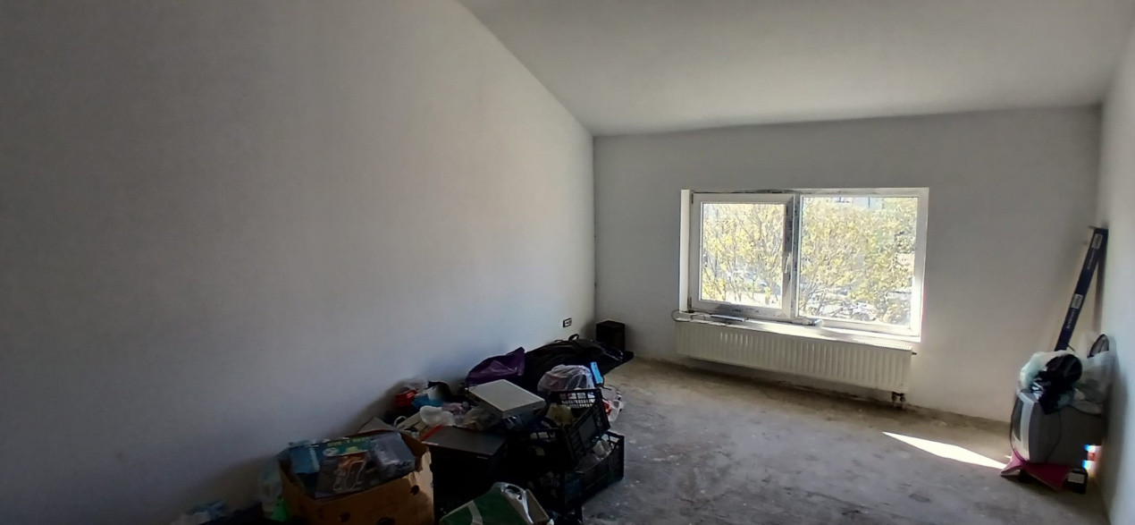 Pensiune de vanzare cu 14 camere, zona Mehala 14, foxfort.ro