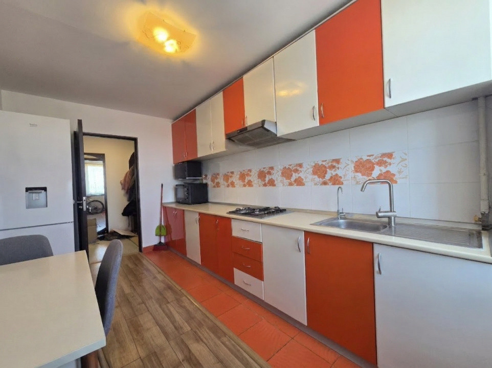 Apartament spatios 2 camere vanzare, 63 mp utili, Bloc 2010, Etaj 2, Comision 0% 7, foxfort.ro