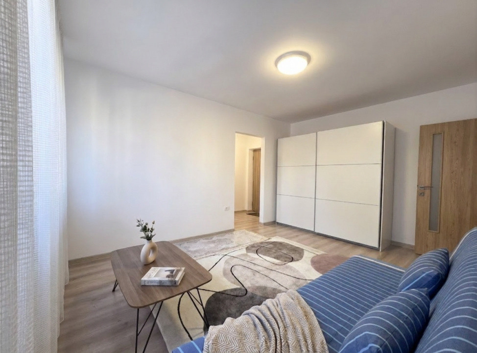 Apartament luminos de vanzare 2 camere, Podgoria Etaj 2 1, foxfort.ro