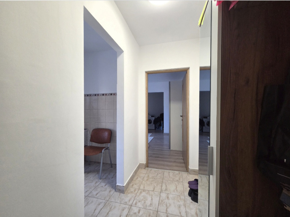 Apartament luminos de vanzare 2 camere, Podgoria Etaj 2 4, foxfort.ro
