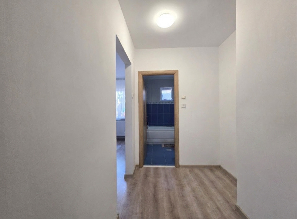Apartament luminos de vanzare 2 camere, Podgoria Etaj 2 6, foxfort.ro
