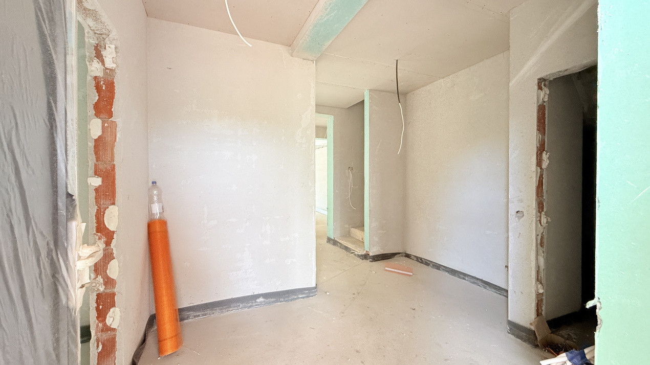 Duplex deosebit, 4 camere - toate utilitatile - Ghiroda 18, foxfort.ro