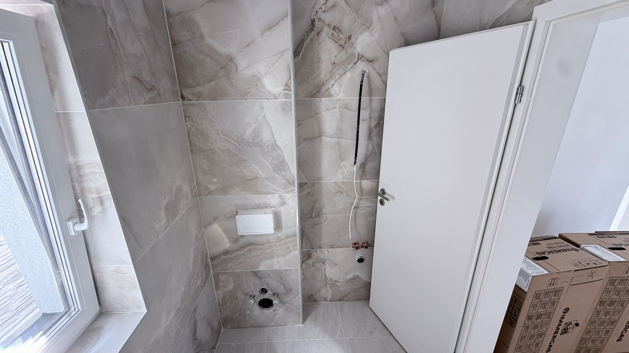Duplex deosebit, 4 camere - toate utilitatile - Ghiroda 19, foxfort.ro