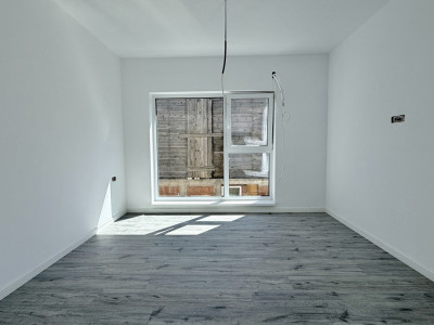 Duplex deosebit, 4 camere - toate utilitatile - Ghiroda imagine mica 10, foxfort.ro