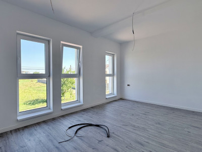 Duplex deosebit, 4 camere - toate utilitatile - Ghiroda imagine mica 12, foxfort.ro