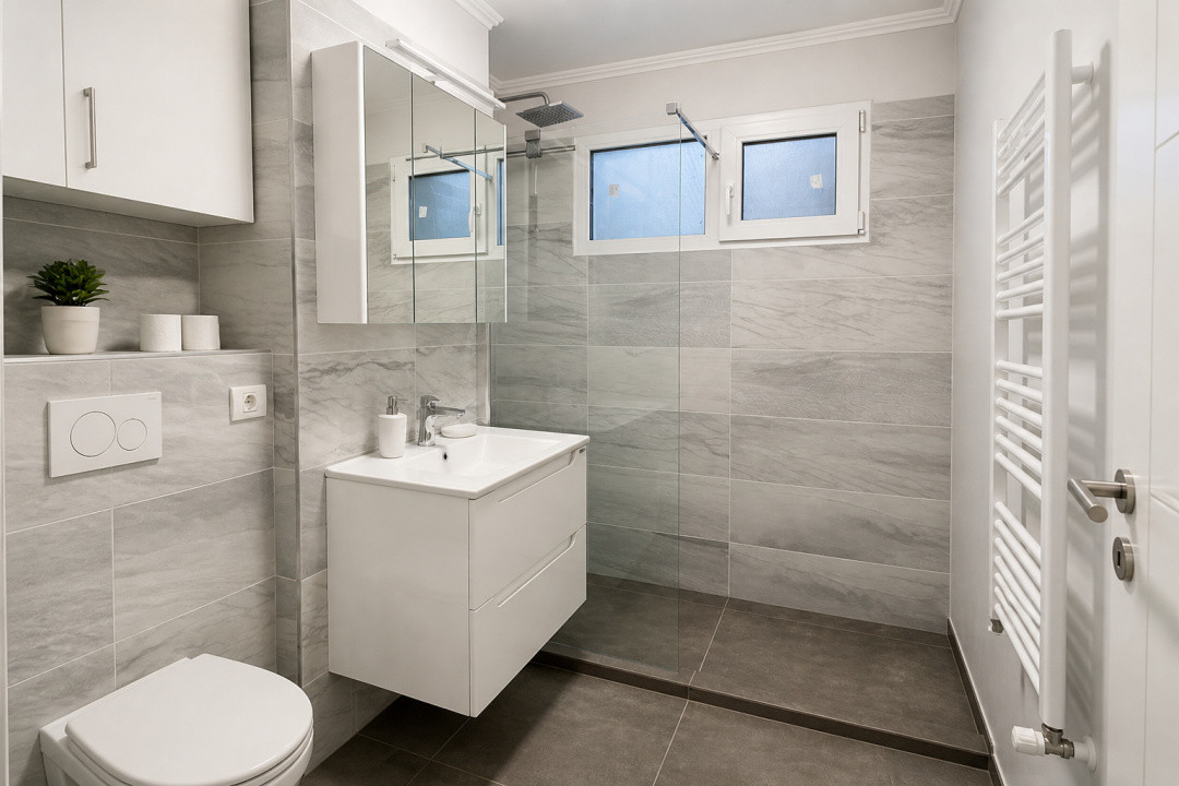 Apartament cu 2 camere de 48 mp - zona Medicina 5, foxfort.ro