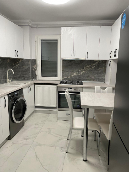 Apartament cu 2 camere de 48 mp - zona Medicina 10, foxfort.ro