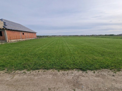 Teren de vanzare, ideal pentru construire, zona Remetea Mare
