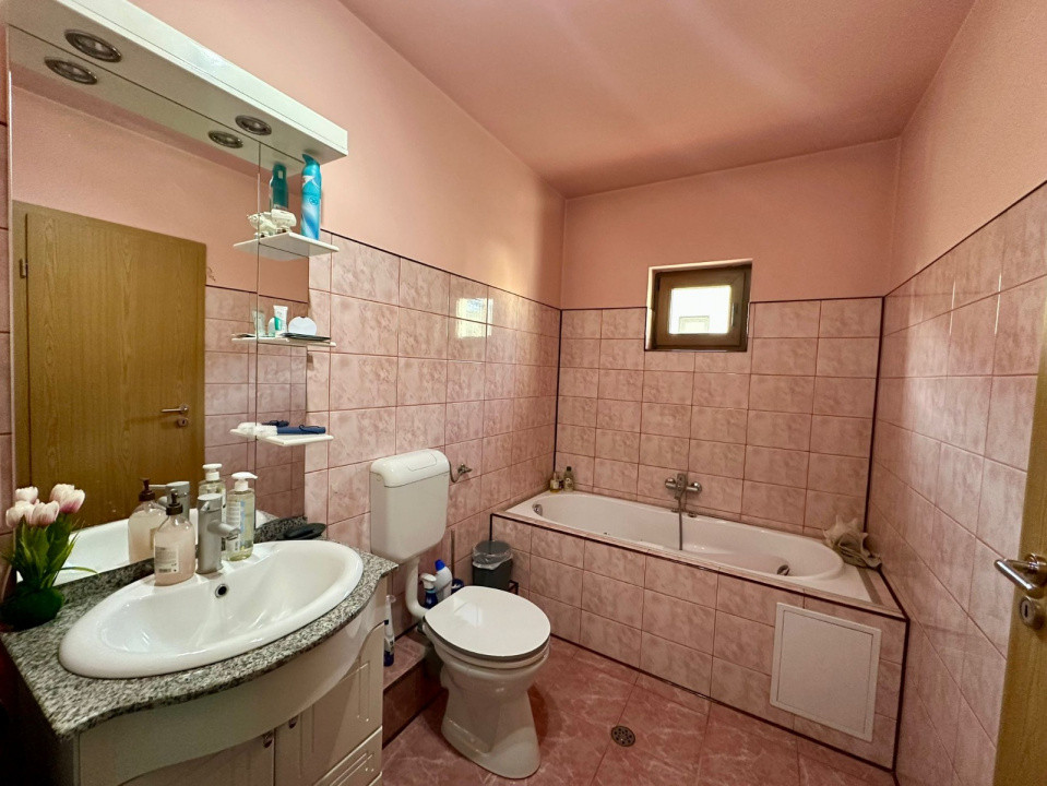 Casa individuala cu 4 camere si teren de 600 mp - Dumbravita 11, foxfort.ro