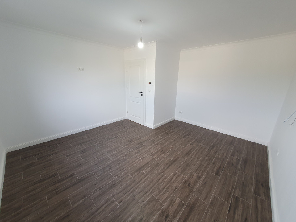 Duplex cu 3 camere si 2 bai, Sag - zona Manastire 7, foxfort.ro