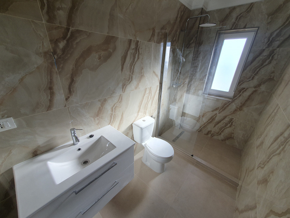 Duplex cu 3 camere si 2 bai, Sag - zona Manastire 16, foxfort.ro