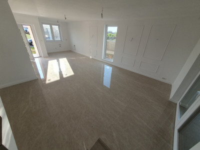 Duplex cu 3 camere si 2 bai, Sag - zona Manastire imagine mica 15, foxfort.ro