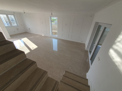 Duplex cu 3 camere si 2 bai, Sag - zona Manastire imagine mica 18, foxfort.ro