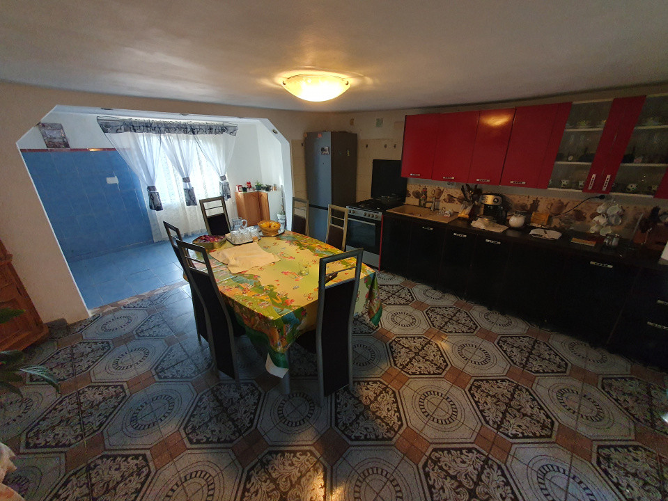 Casa individuala 5 camere, curte si gradina in Rudna 14, foxfort.ro