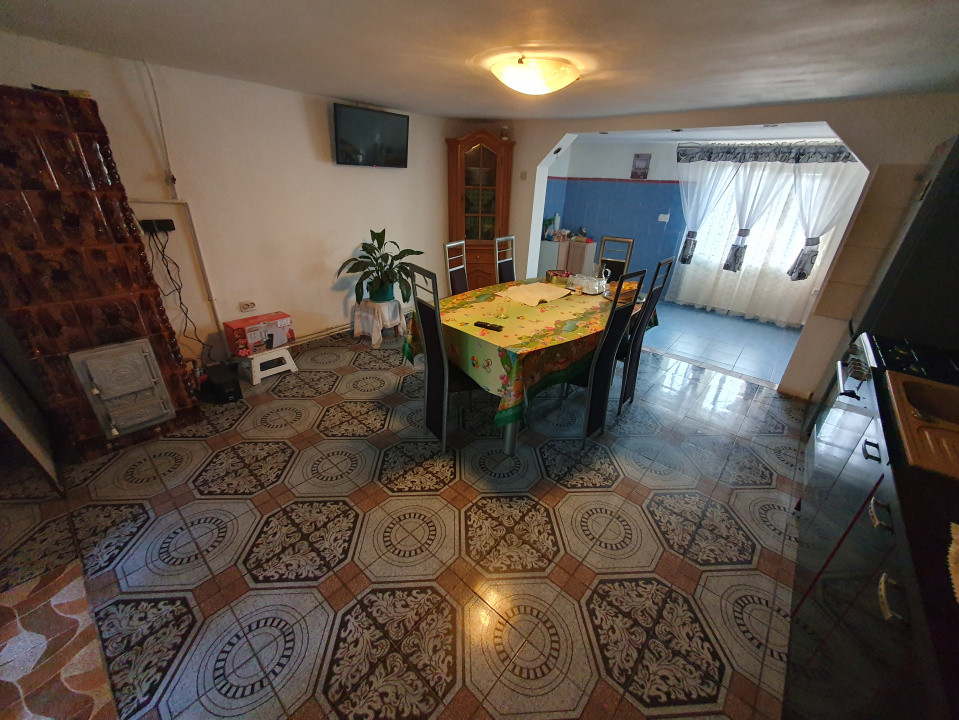 Casa individuala 5 camere, curte si gradina in Rudna 15, foxfort.ro