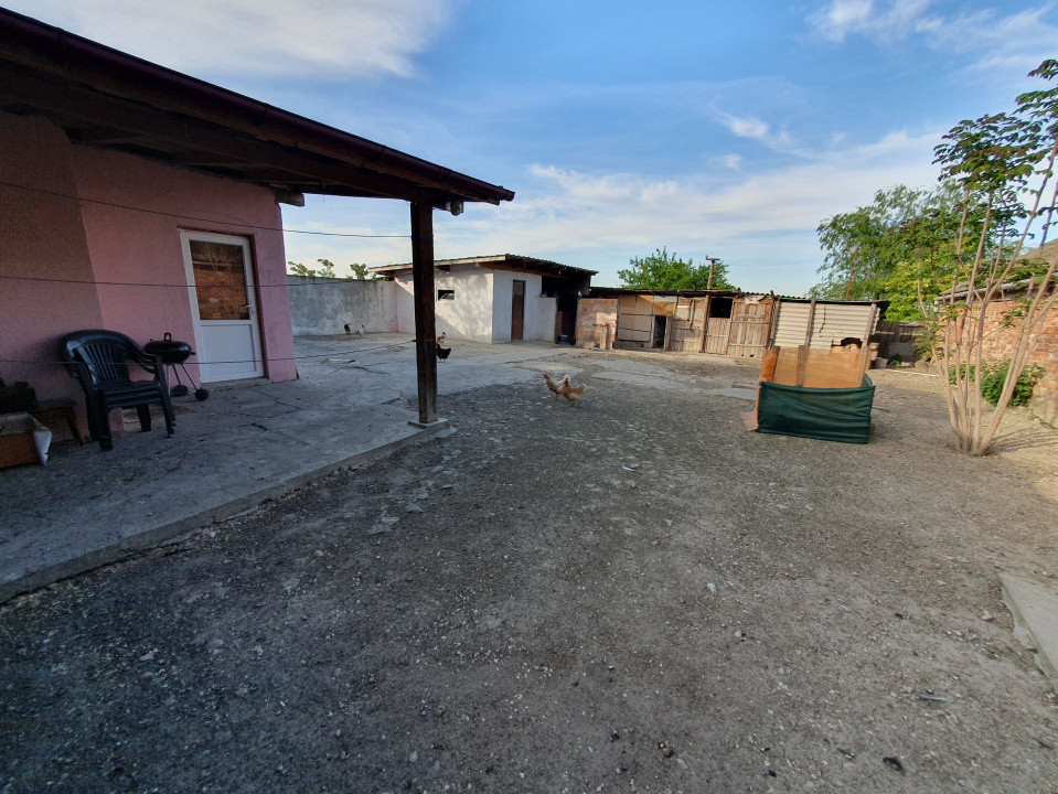 Casa individuala 5 camere, curte si gradina in Rudna 20, foxfort.ro